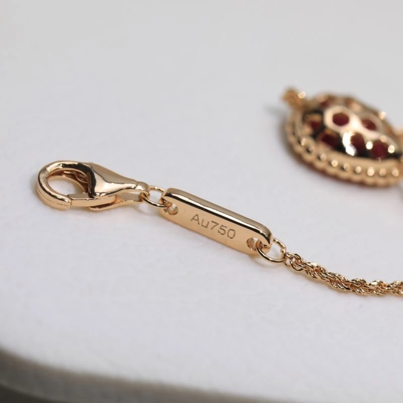 Boucheron Bracelets UrbanChic 214365