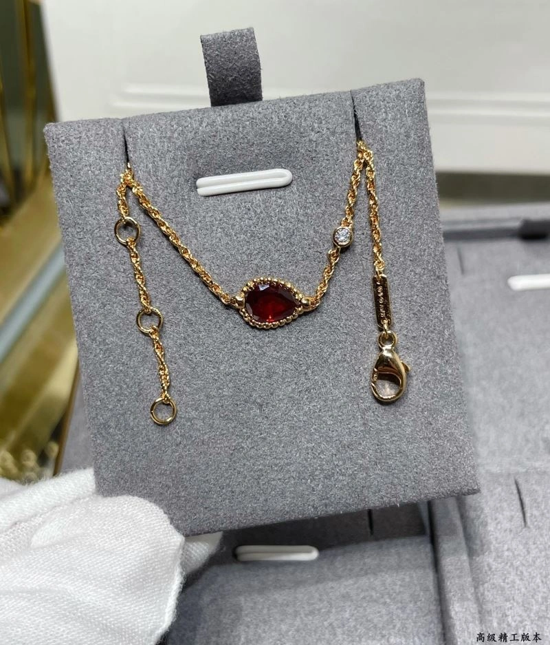 Boucheron Bracelets NewStyle 212435