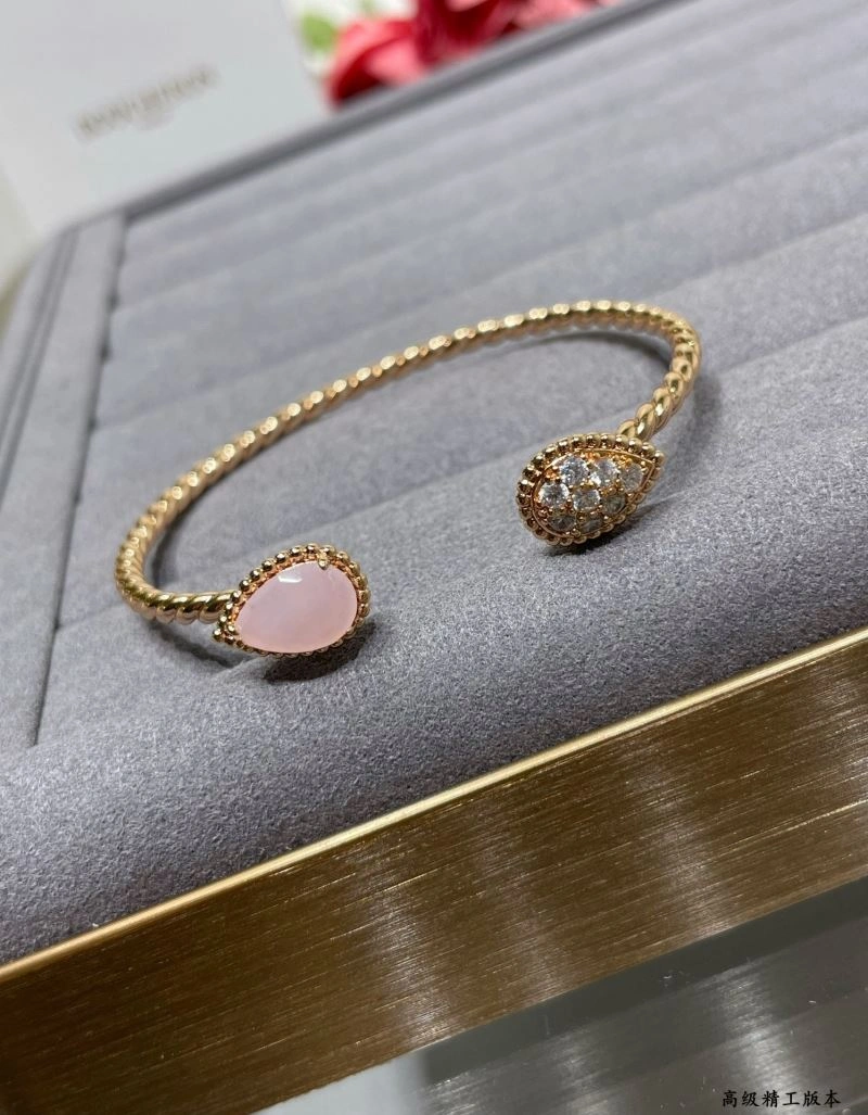 Boucheron Bracelets FashionForward 212432