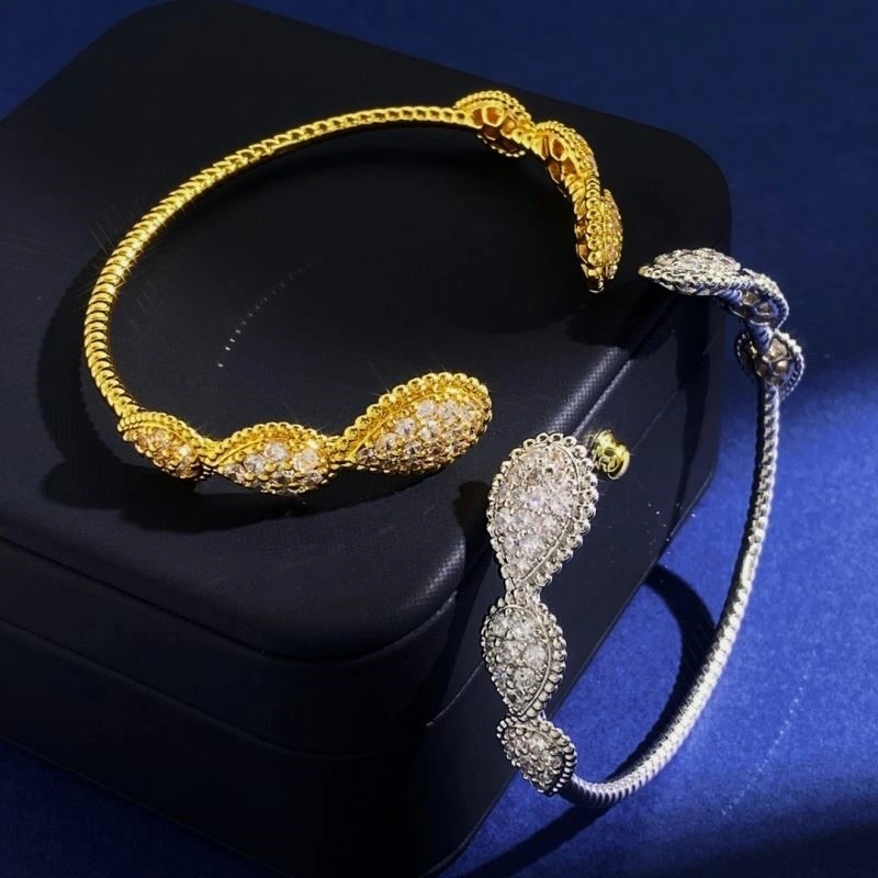 Boucheron Bracelets WrinkleFree 210150