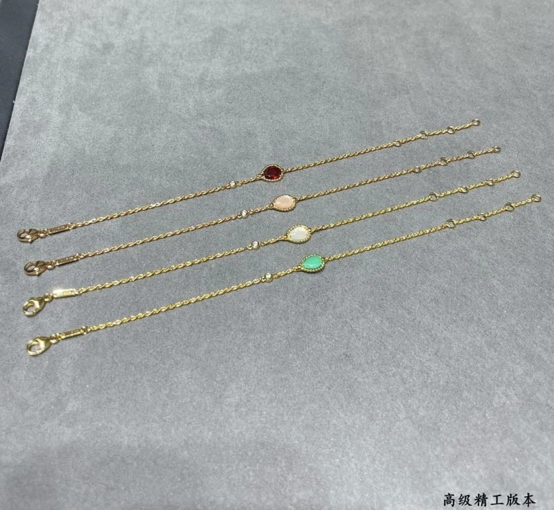 Boucheron Bracelets TimelessDesign 210141