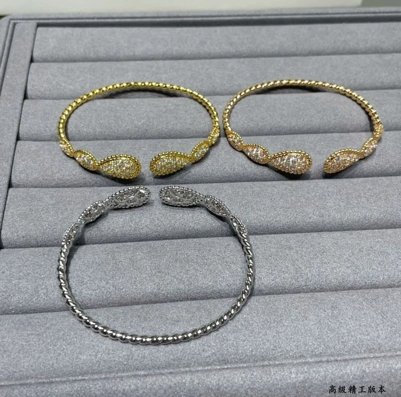 Contemporary Boucheron Bracelets 210137
