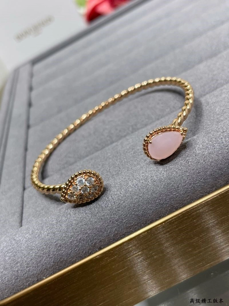 Boucheron Bracelets ModernLook 210133