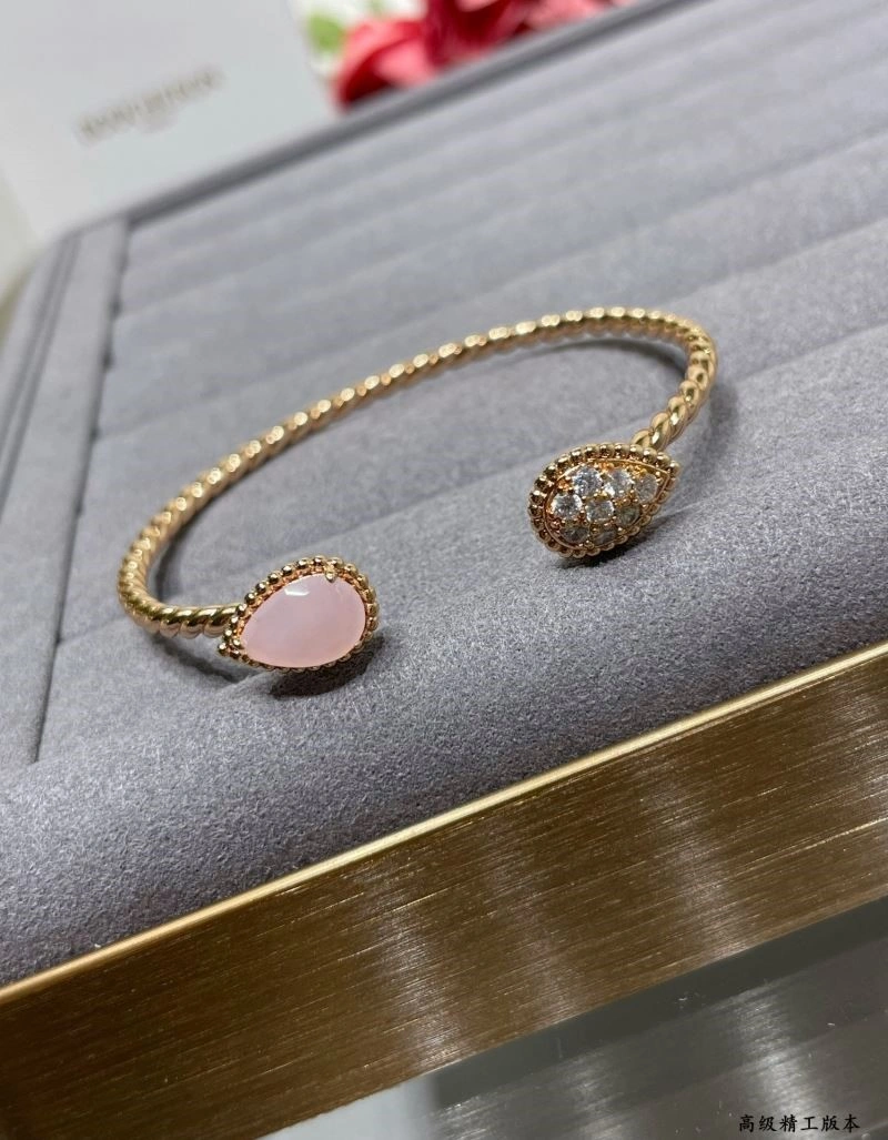 Boucheron Bracelets ModernLook 210133