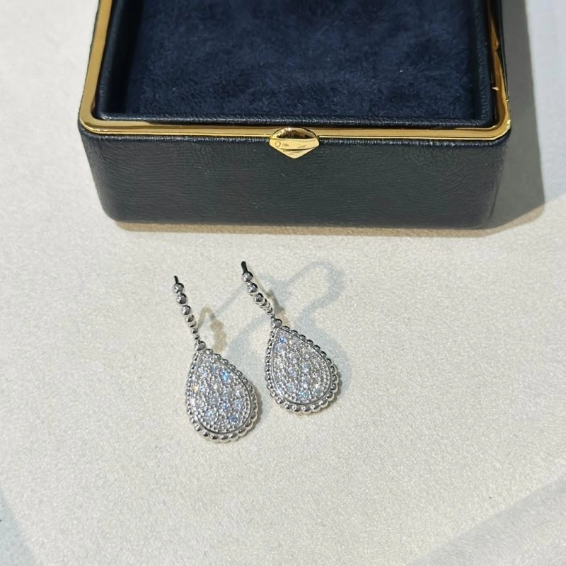 Flexible Boucheron Earrings 214359