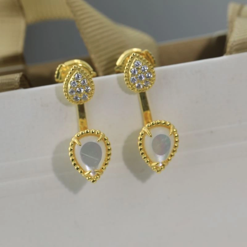Boucheron Earrings Effortless 214358