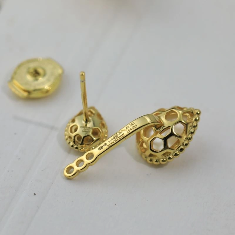 Boucheron Earrings Effortless 214358
