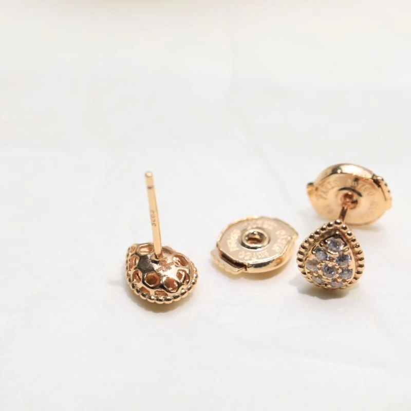 Unique Boucheron Earrings 214353
