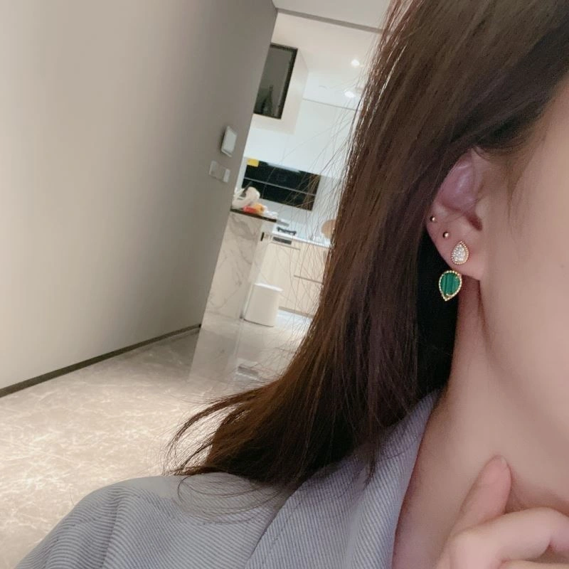 Stretchable Boucheron Earrings 214351