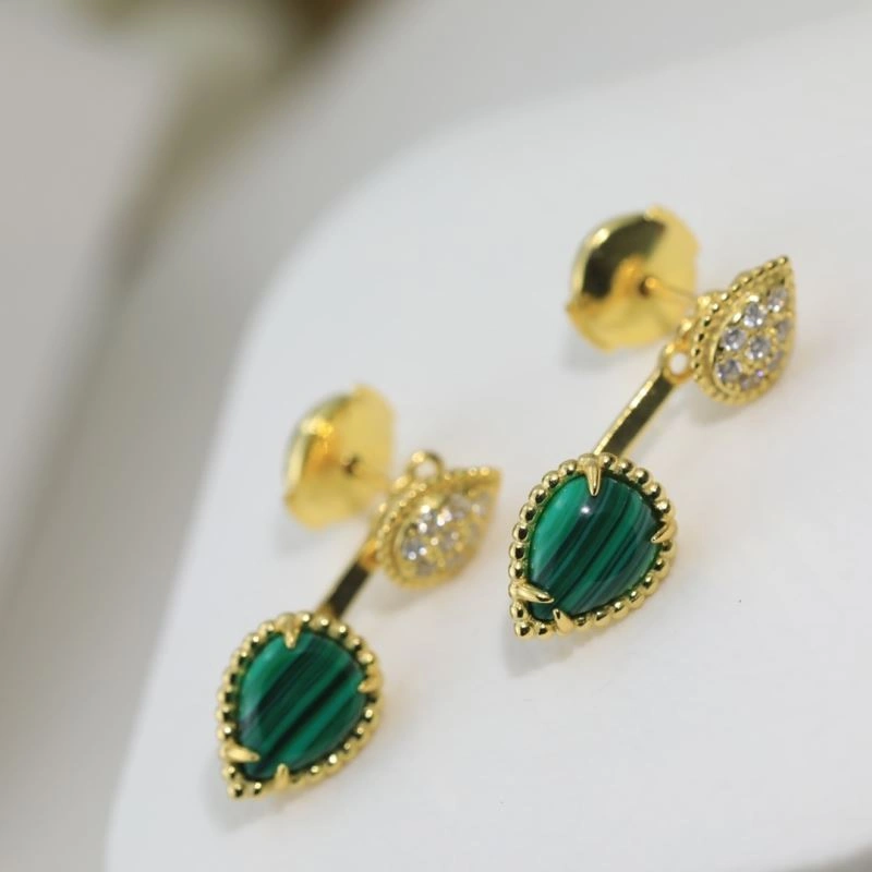 Stretchable Boucheron Earrings 214351