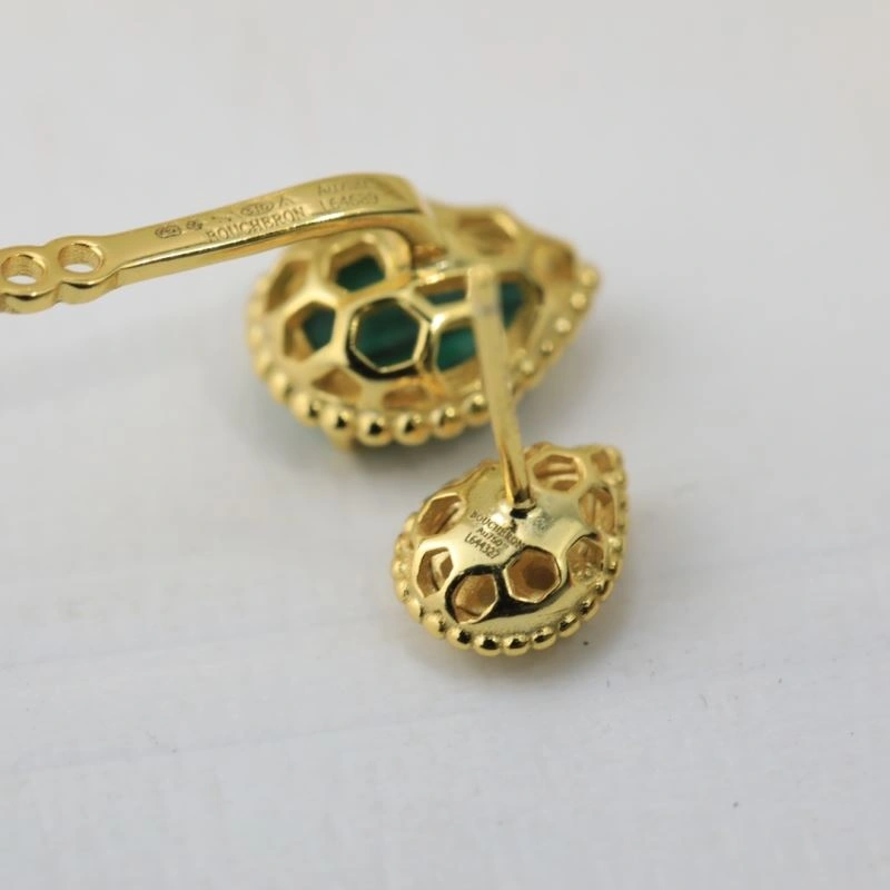 Stretchable Boucheron Earrings 214351
