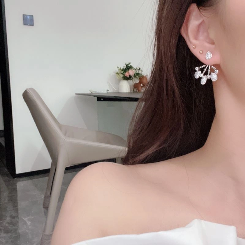 Practical Boucheron Earrings 214350