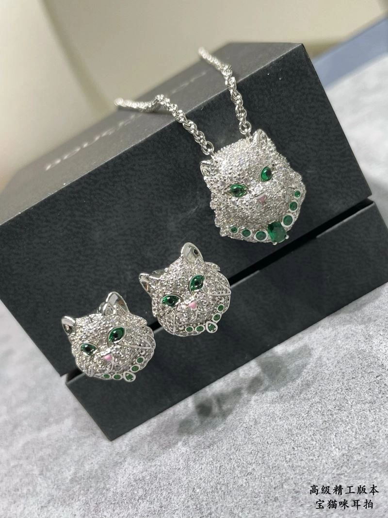 Boucheron Earrings Flexible 212662