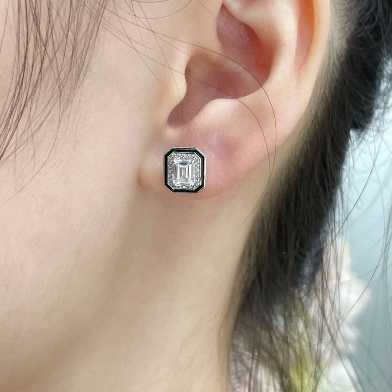 Boucheron Earrings Sporty 212419