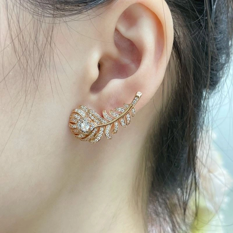 Boucheron Earrings Contemporary 212479