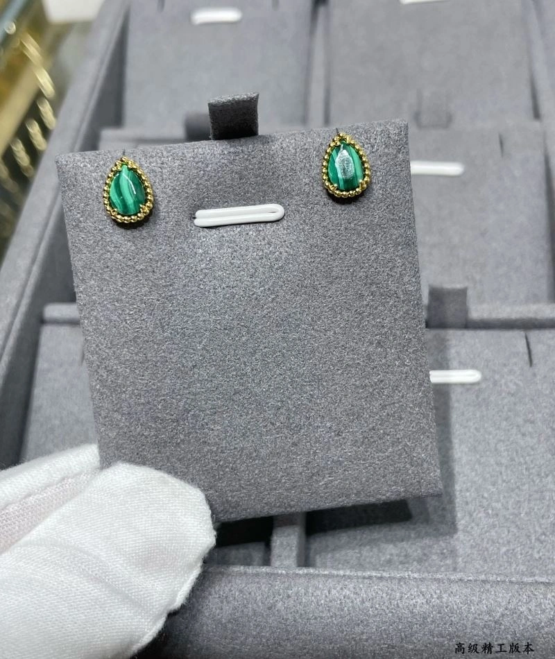 Boucheron Earrings Sporty 212422