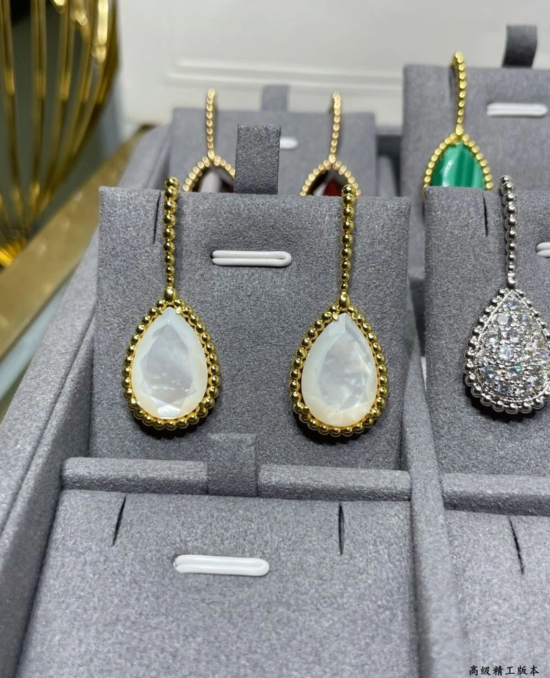 Cozy Boucheron Earrings 212416