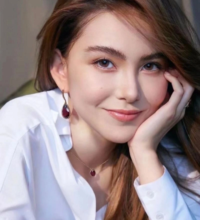 Packable Boucheron Earrings 212427