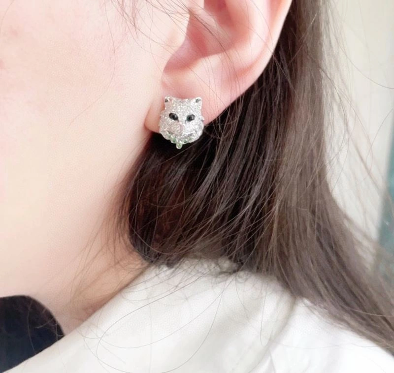 Boucheron Earrings Sophisticated 212396