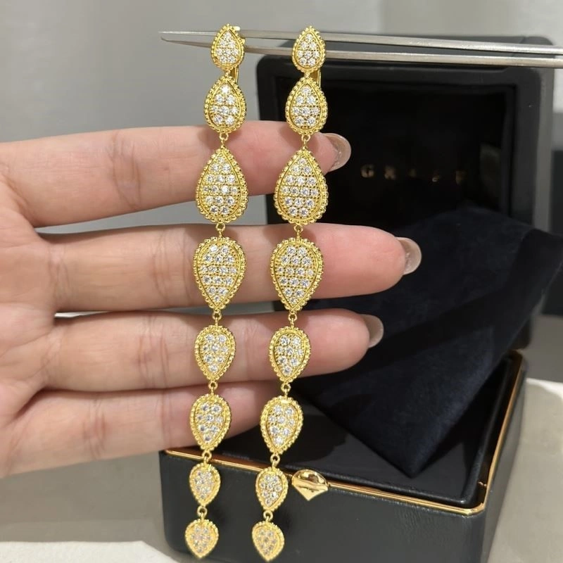 Boucheron Earrings Youthful 210125