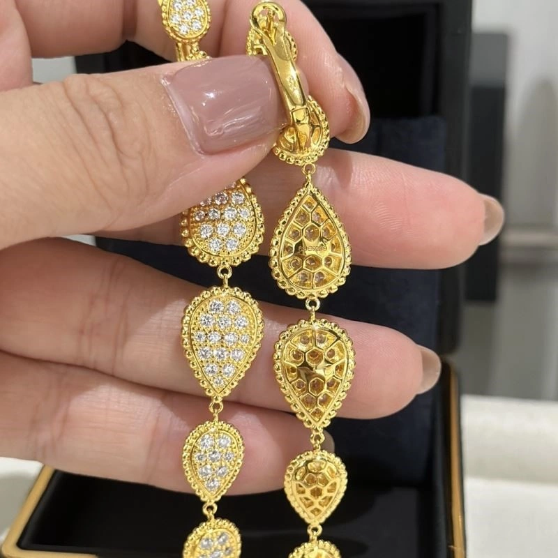 Boucheron Earrings Youthful 210125