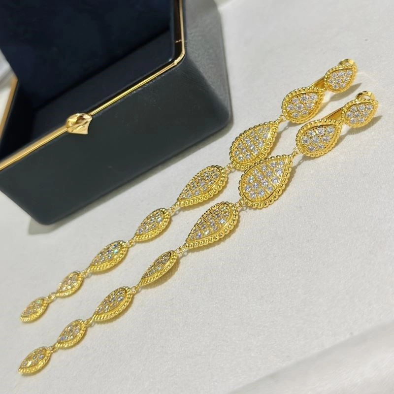 Boucheron Earrings Youthful 210125