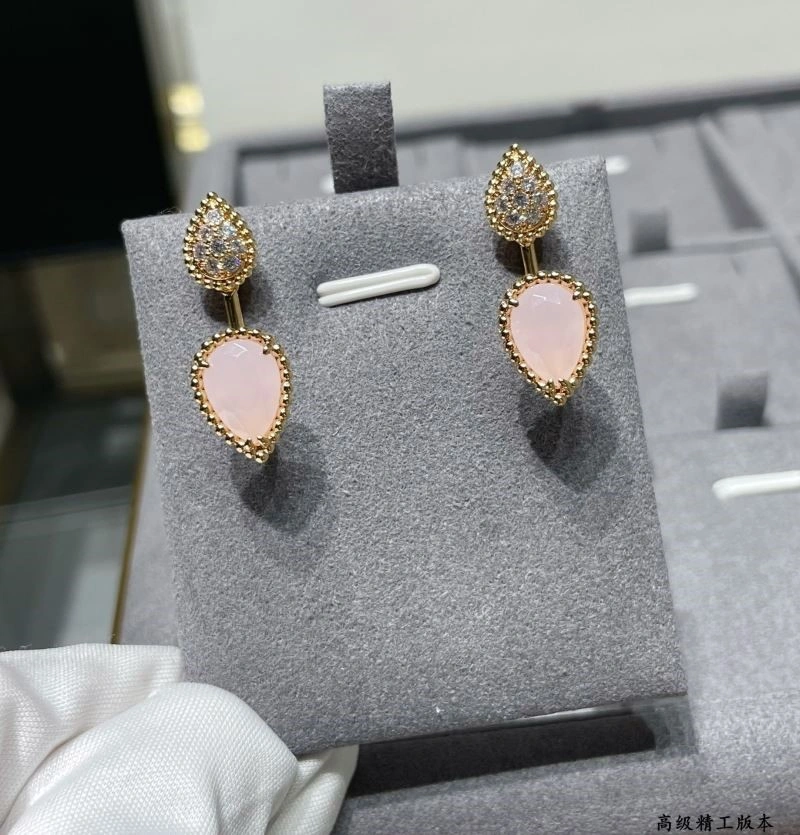 Boucheron Earrings WaterResistant 210159