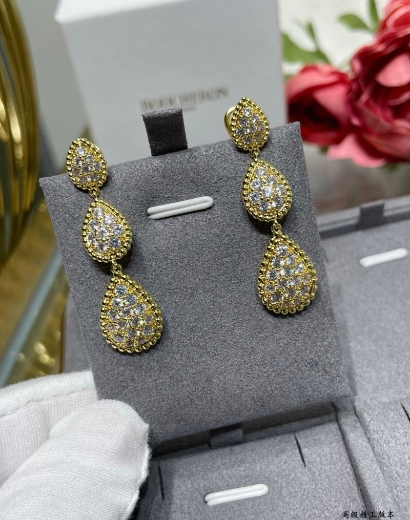 Boucheron Earrings Snug 210117