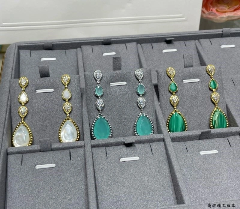 Breathable Boucheron Earrings 210119