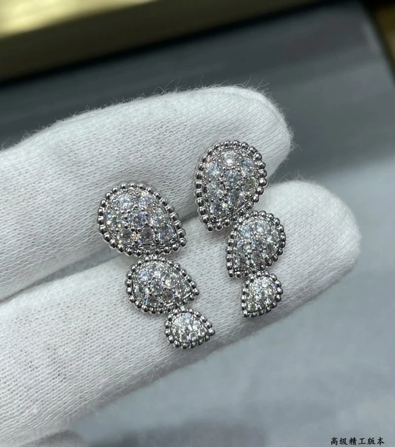 Attractive Boucheron Earrings 210118