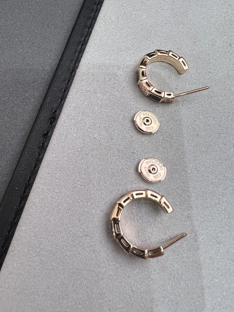Flexible Boucheron Earrings 208165