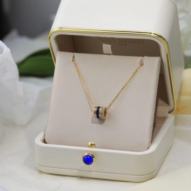Boucheron Necklaces Trendsetting 214676