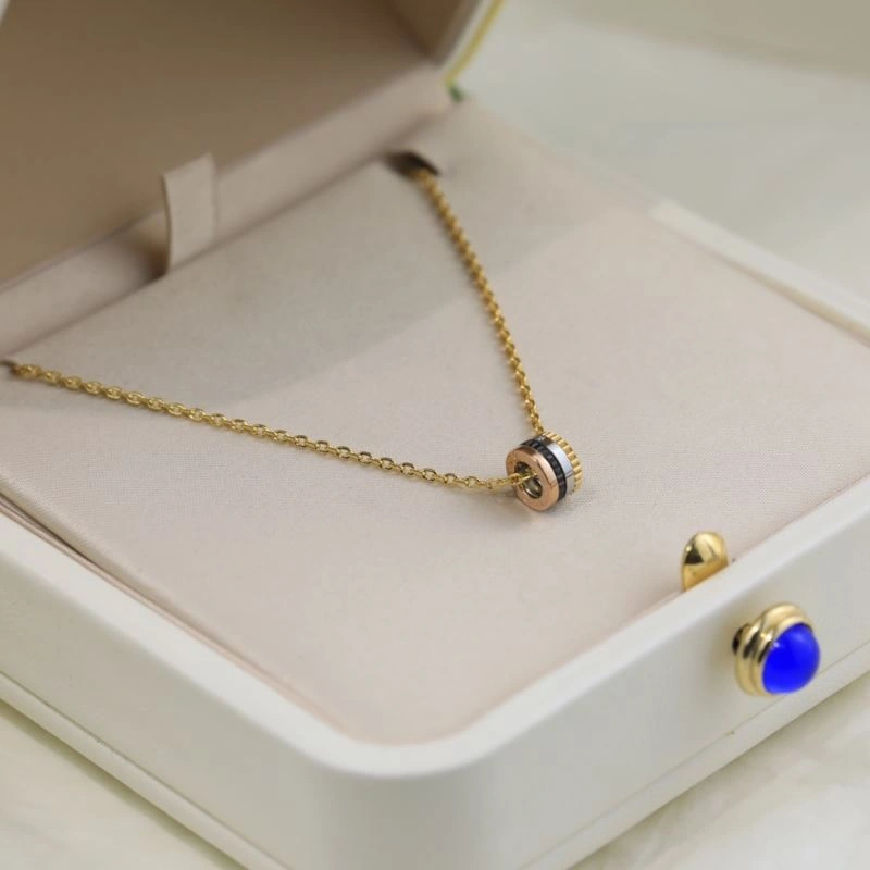 Unique Boucheron Necklaces 214675