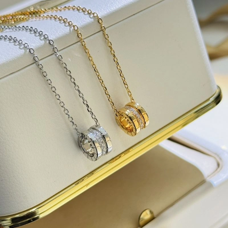 Boucheron Necklaces Packable 214672