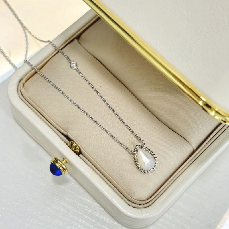 WeatherProof Boucheron Necklaces 214670