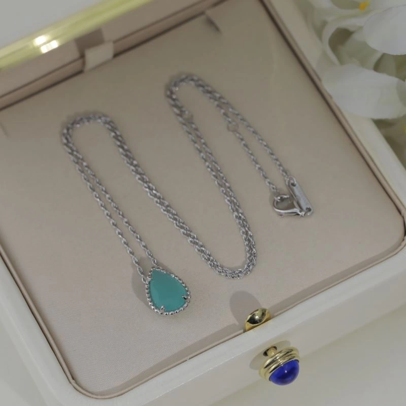 Practical Boucheron Necklaces 214338