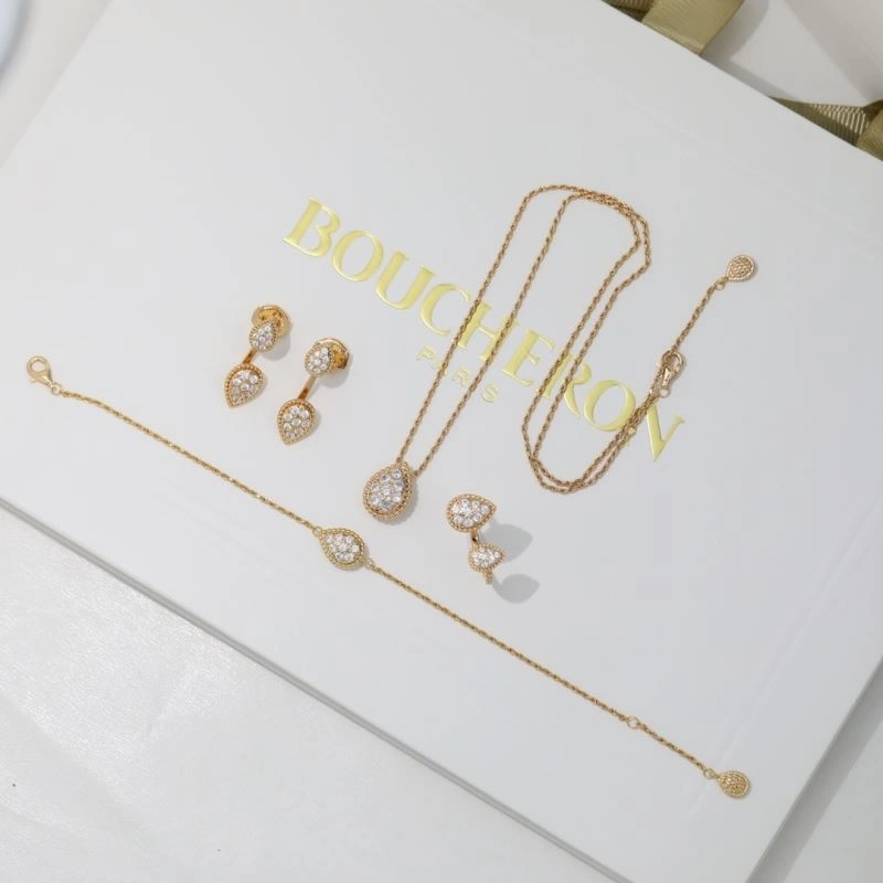 Bright Boucheron Necklaces 214345