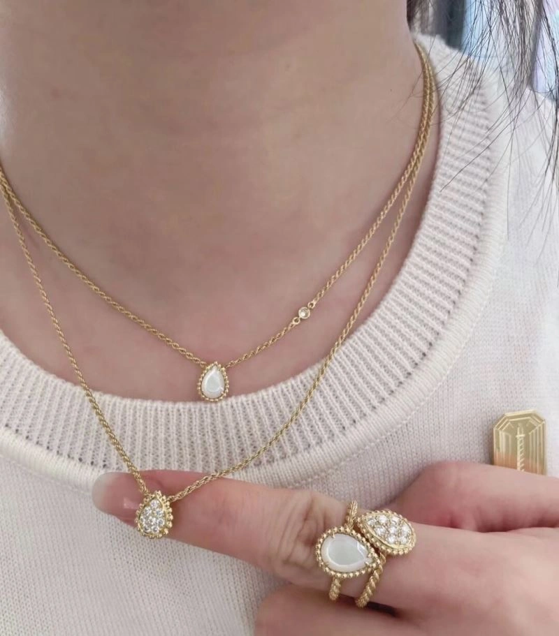 Boucheron Necklaces SmoothTexture 214415