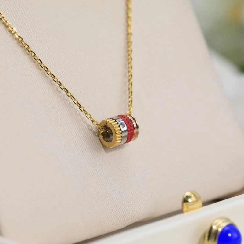 Boucheron Necklaces Timeless 213124