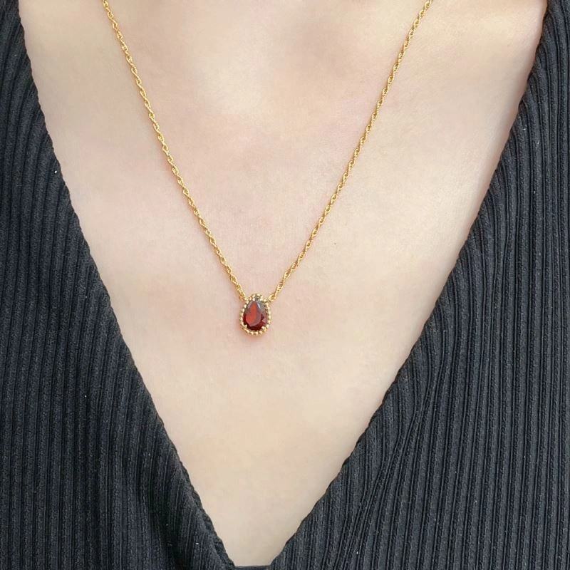 Attractive Boucheron Necklaces 212385