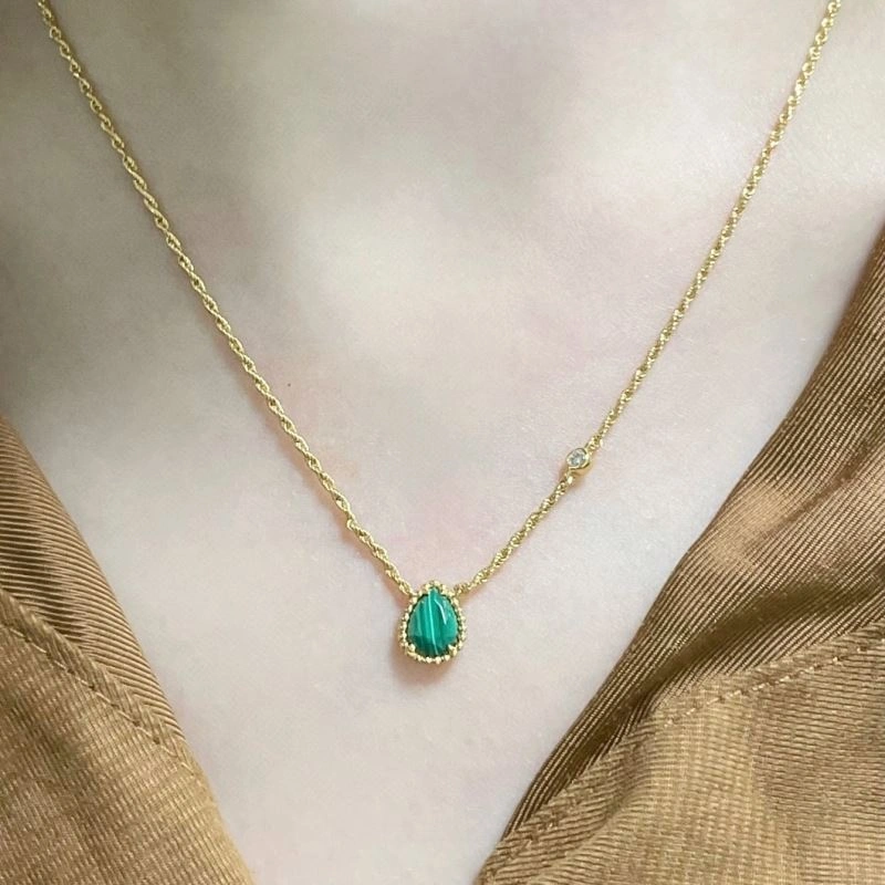 Boucheron Necklaces Original 212377