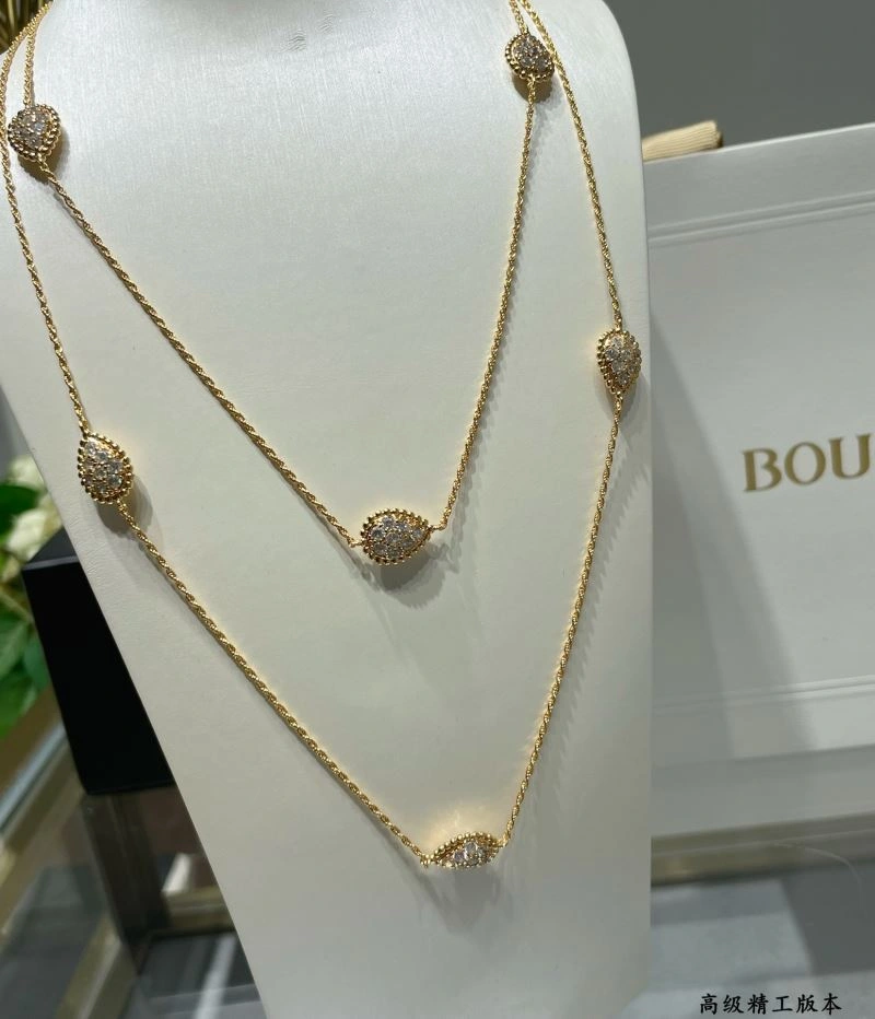 Boucheron Necklaces Classic 212372