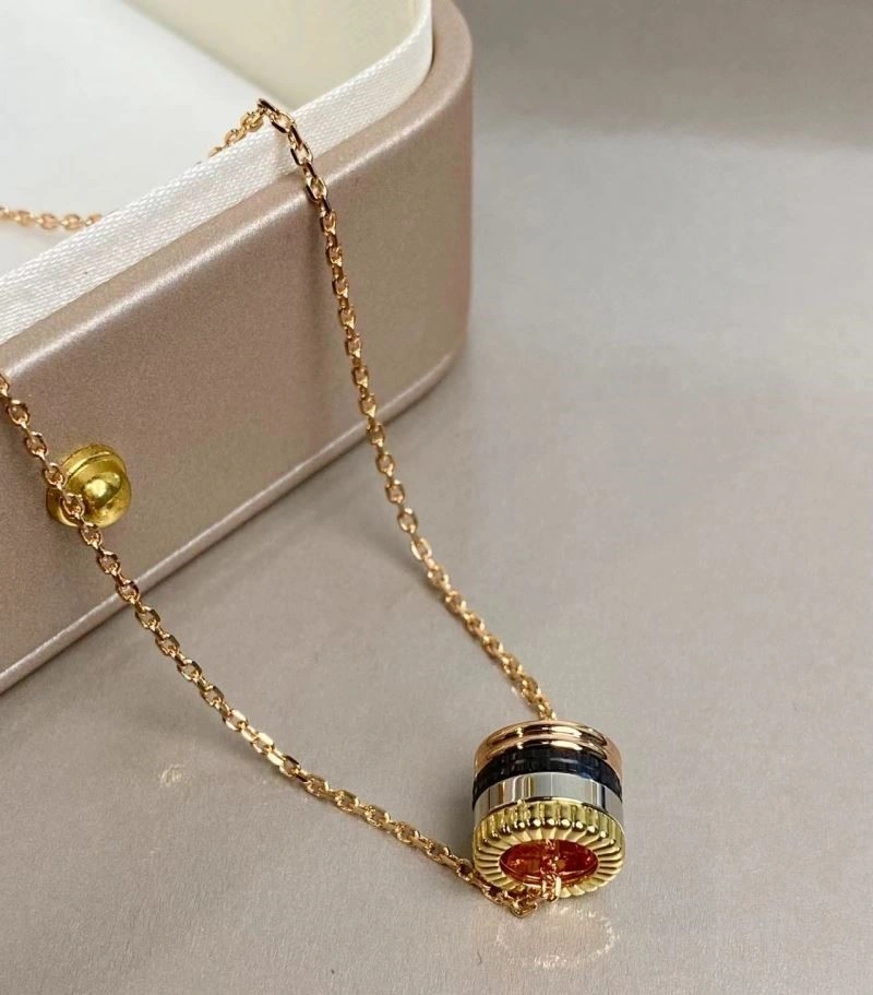 Original Boucheron Necklaces 210882