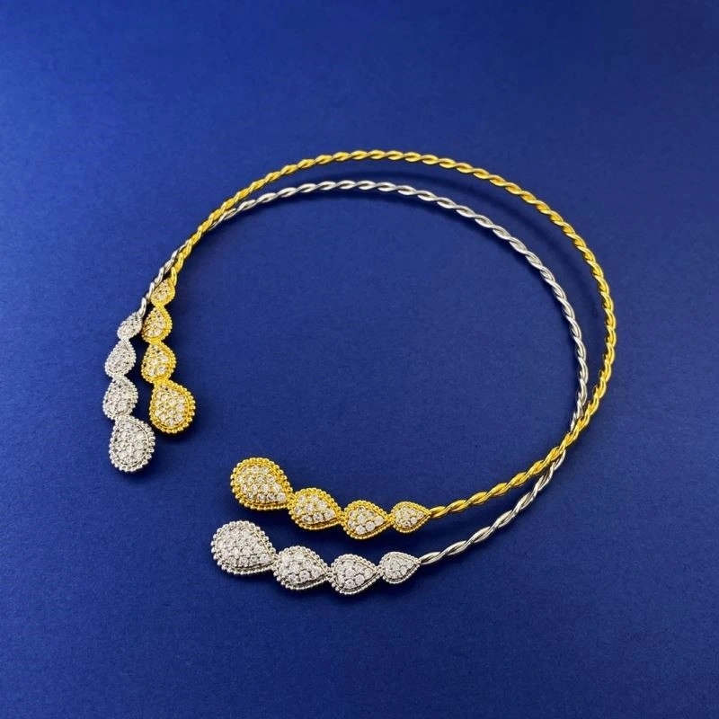 Functional Boucheron Necklaces 210098