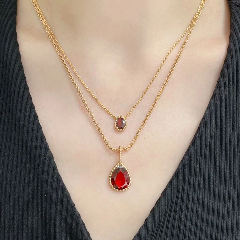 Boucheron Necklaces Compact 210082