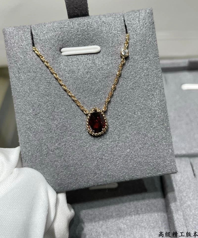 Boucheron Necklaces MoistureWicking 210099