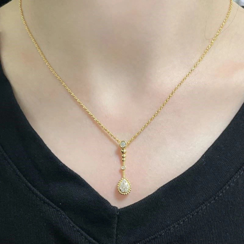 Supportive Boucheron Necklaces 210100