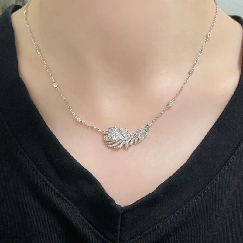 Boucheron Necklaces Reliable 210183