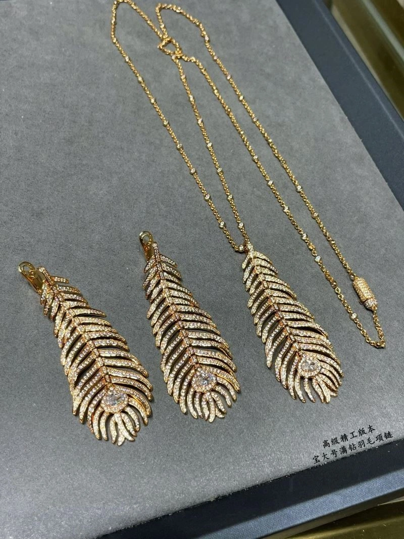 Boucheron Necklaces Effortless 210091