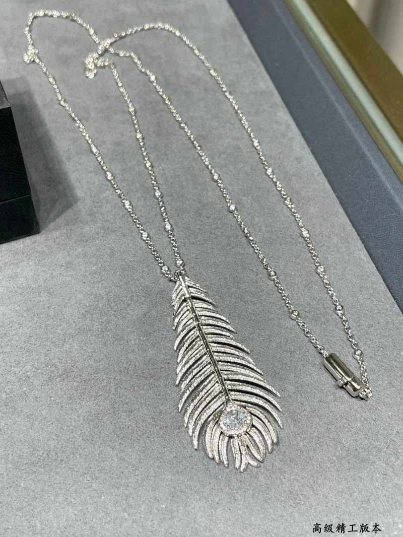 RelaxedFit Boucheron Necklaces 210095